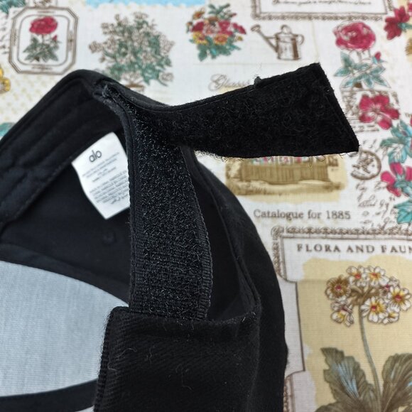 👑POSH NWT ALO Yoga Off-Duty Baseball Cap - Picture 6 of 6